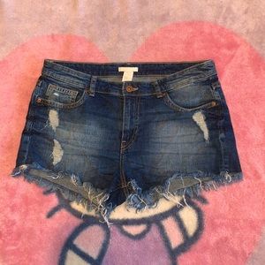 H&M denim distressed jean booty shorts